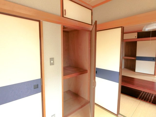 中の島町貸家の収納