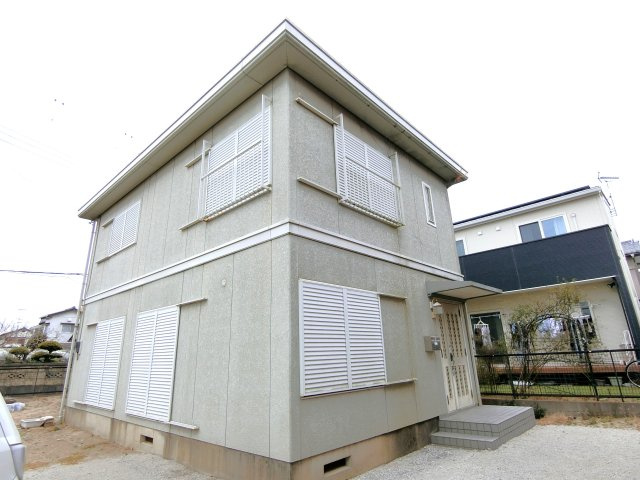 中の島町貸家の外観