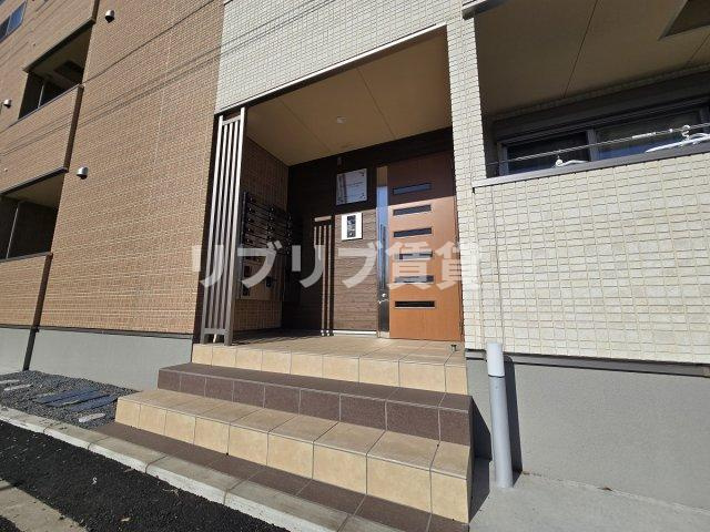 ウィンドテラス千葉寺のエントランス