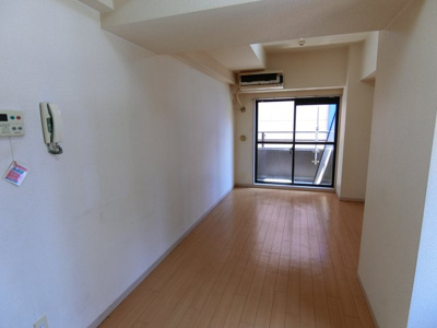 【居間・リビング】 | エクレール武蔵小杉 | 他のお部屋の参考写真となります。