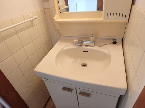 明神マンション2号の洗面所