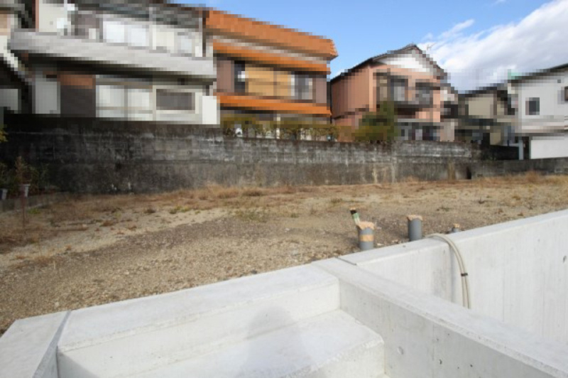 西秦泉寺　建築条件付き　西棟　売土地　（全2区画）　の外観