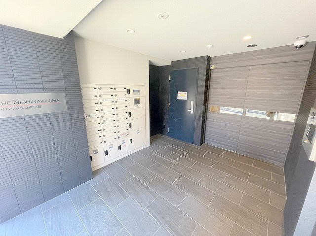 イルリッシュ西中島のエントランス