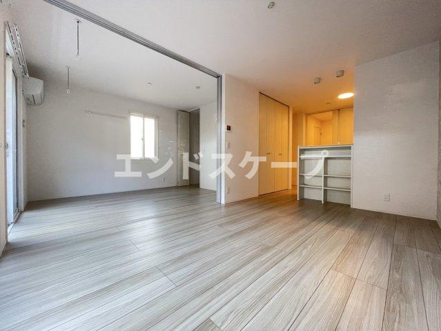 クロッシア三河町の居間・リビング|高崎、前橋エリアのお部屋探しはエンドスケープまで！お客様の理想お聞かせ下さい♪
