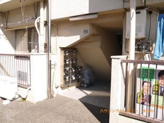 【エントランス】