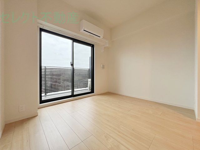 ステージファースト名古屋尾頭橋(旧S-RESIDENCE尾頭橋)の居間・リビング