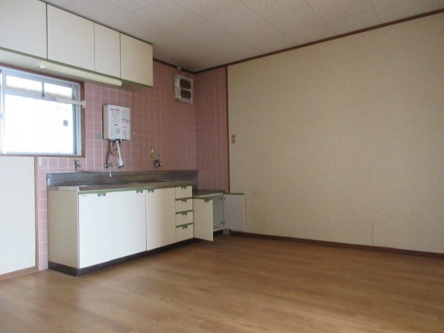 ハイフラット静徳の居間・リビング