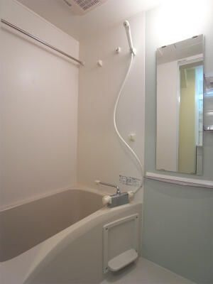 リブリ・スナイプⅡの浴室