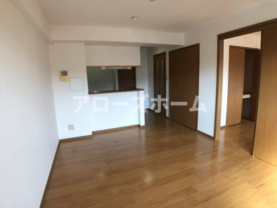 【洋室】 | ブルックヴィラ