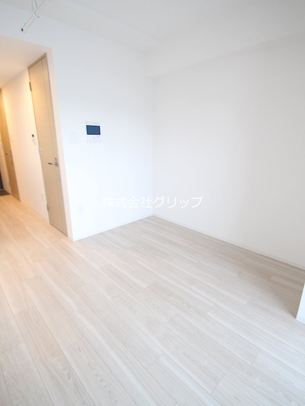 グリシーナ横浜桜木町の洋室