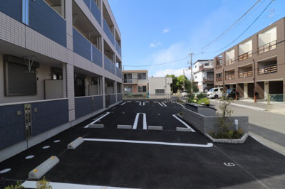 【駐車場】 | ハニーハウス