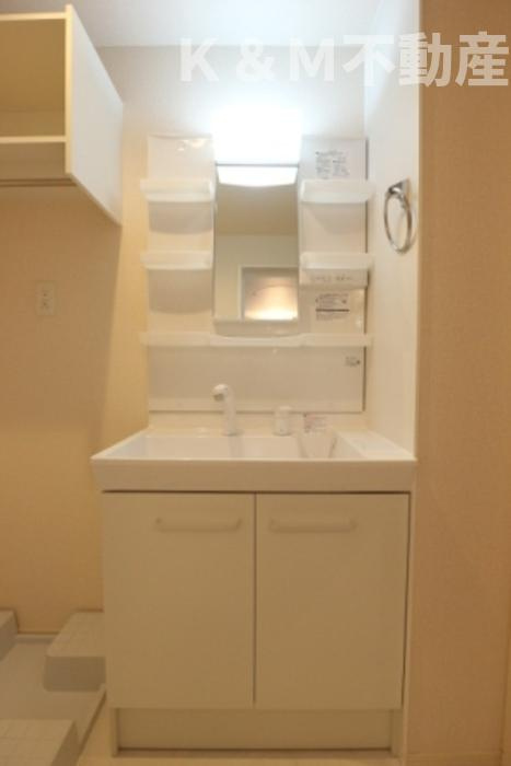 DiaRestoの洗面所|広い洗面スペース