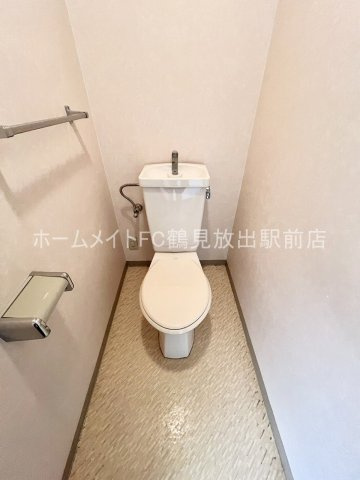 大阪市城東区放出西２丁目の賃貸マンションのトイレ