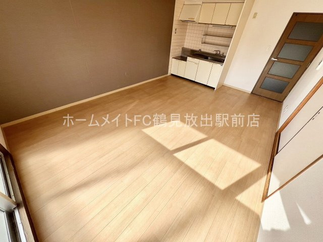 大阪市城東区放出西２丁目の賃貸マンションの内装