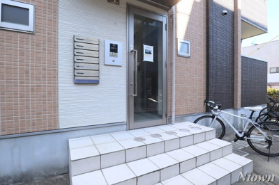 【エントランス】 | ClairPlage(クレールプラージュ) | 落ち着いたエントランスです