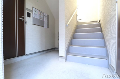 【ロビー】 | ClairPlage(クレールプラージュ) | 落ち着いたロビーです