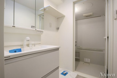 【洗面所】 | ClairPlage(クレールプラージュ) | ゆったりとスペースのある洗面所