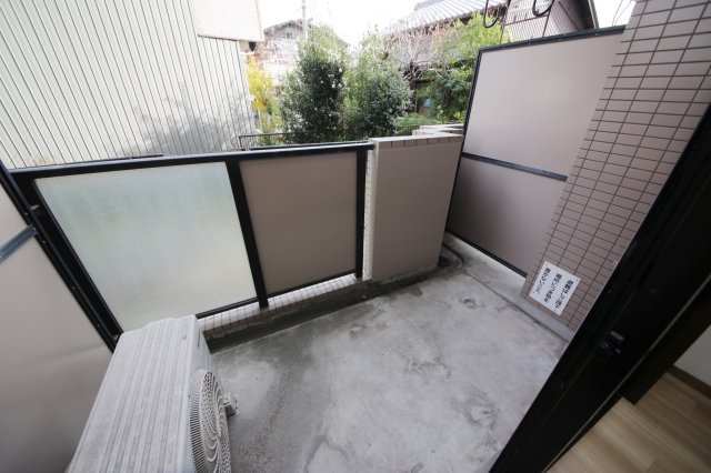 第二ハイツ竹長のバルコニー|別部屋同間取りのお写真となります。参考にご覧くださいませ。