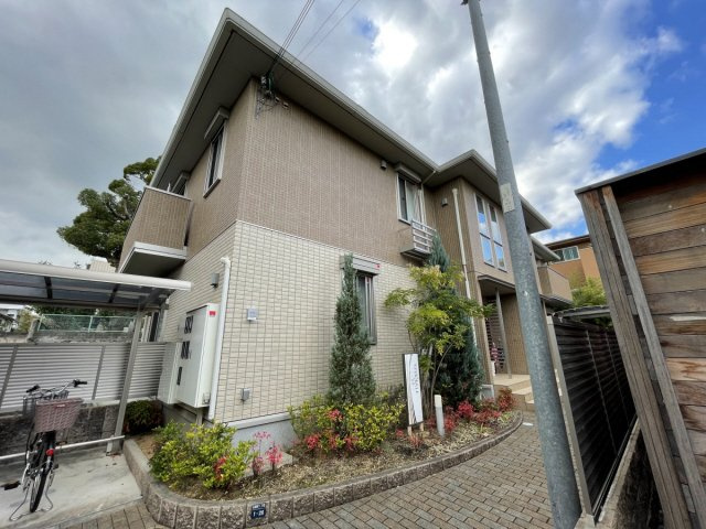 スペチアーレの外観