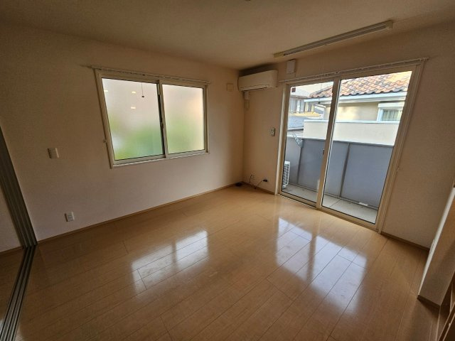 スペチアーレの居間・リビング