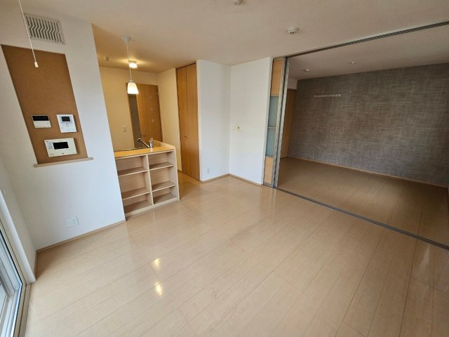 スペチアーレの居間・リビング