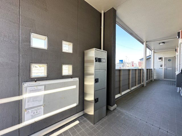 レセンテ高埇のエントランス