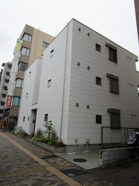 ルミエールカナガワの周辺