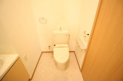 【トイレ】 | クローバー・プレミア昭和町 | トイレ