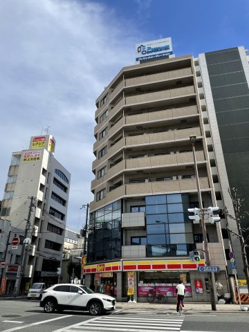 フェスタ天神の外観
