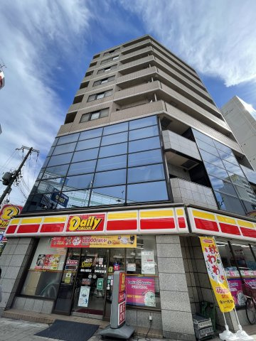 フェスタ天神の外観