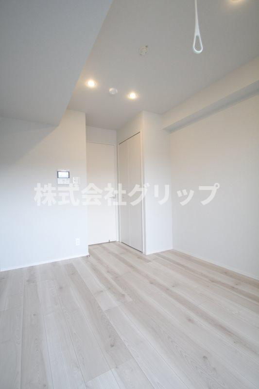 Log反町sta.の洋室