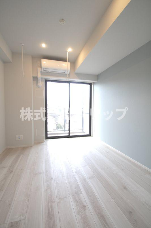 Log反町sta.の寝室