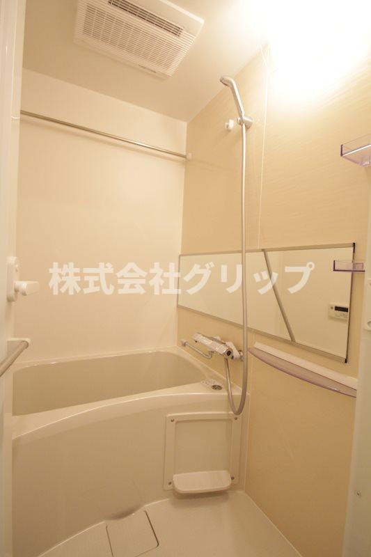 Log反町sta.の浴室