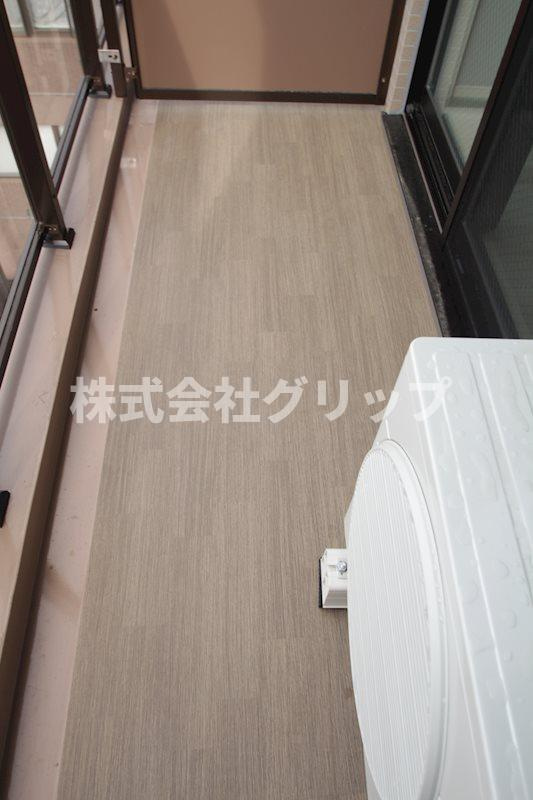 Log反町sta.のバルコニー