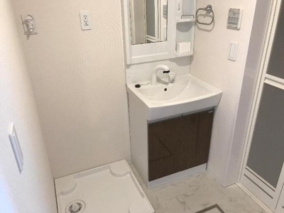 【洗面所】 | グレイスリー | 洗髪洗面化粧台