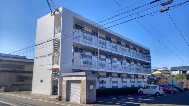 レオパレスドムス筑紫野の外観