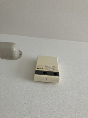 【設備】 | 佐藤テナントビル | 外部から入室時にお知らせ音がでます。