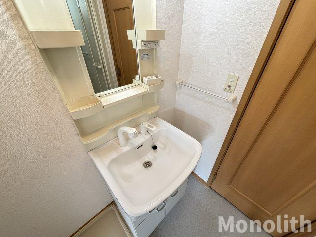 レスポワール菱木の洗面所