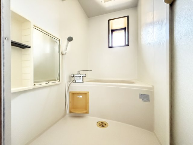 フォンテーヌ竹島の浴室