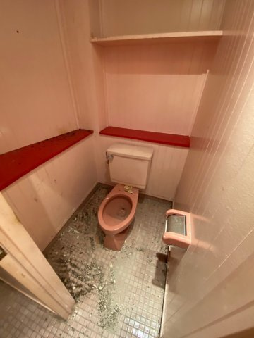 栄一ビルのトイレ