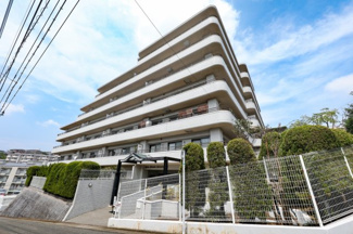 【外観】 | 敷地すべてに管理が行き届いていて、安心できます。まず、清潔です。