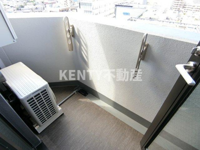 【バルコニー】 | アジールコート雪が谷大塚 | 開放的で明るい空間を演出してくれるバルコニーです