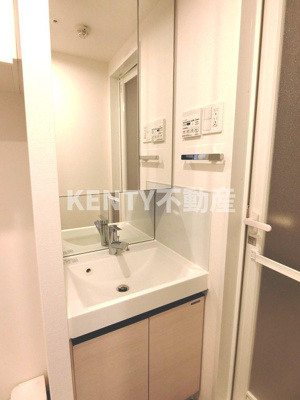 【洗面所】 | アジールコート雪が谷大塚 | 広い洗面スペース