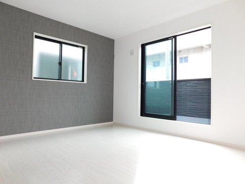 名古屋市西区こも原町のその他|◇１号棟洋室◇　　南面で明るい洋室７．２帖　ウォークインクローゼット完備！　　バルコニー利用可♪