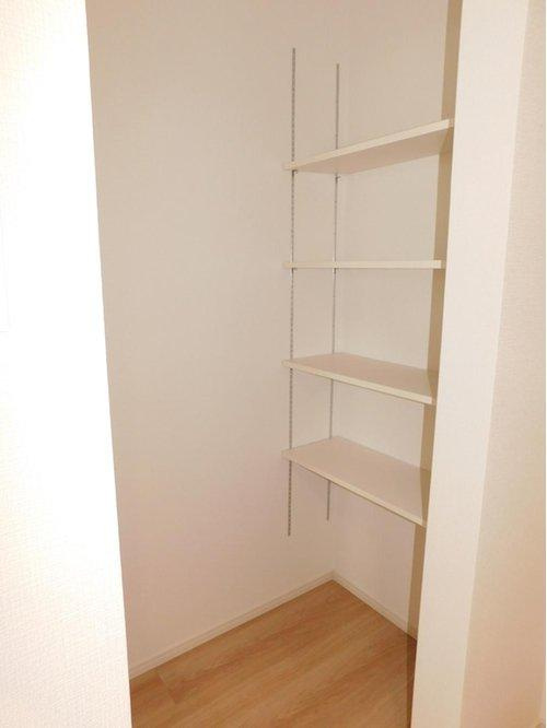 名古屋市西区こも原町の収納|◇パントリー◇　　食品のストックやキッチン用品の収納に便利なパントリー♪　　キッチンがスッキリ片付きます！