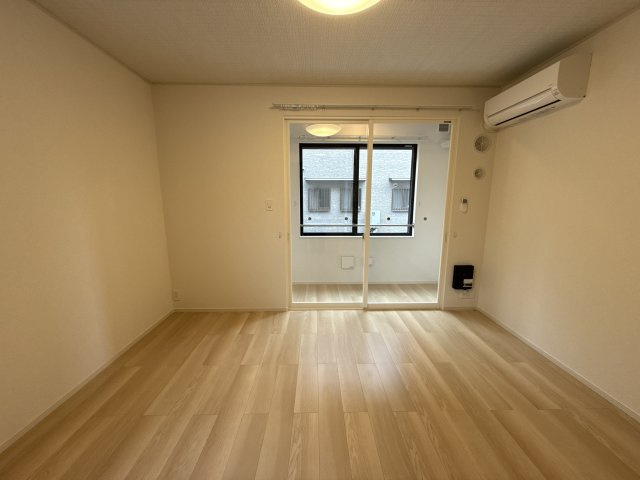 リバーテラスⅠの寝室