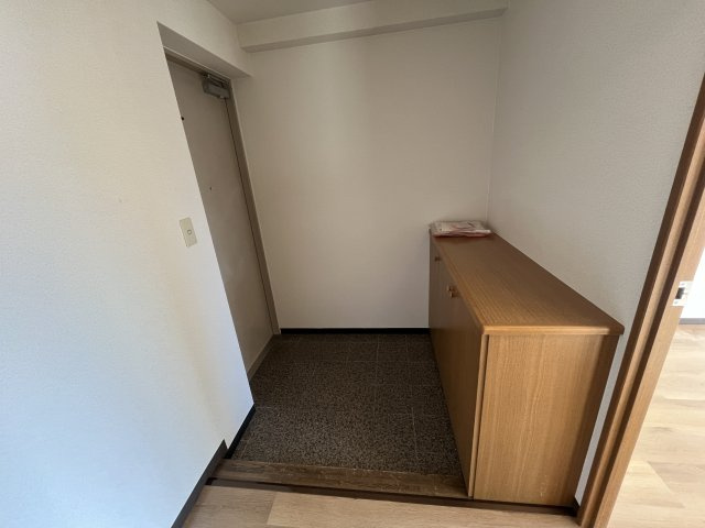 芦野マンションの玄関