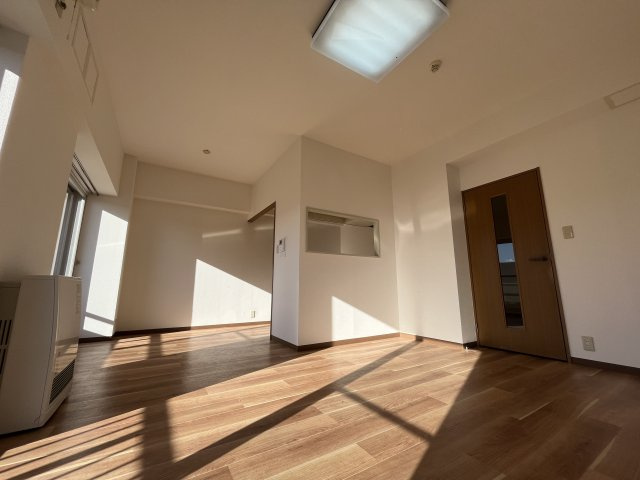 芦野マンションの居間・リビング