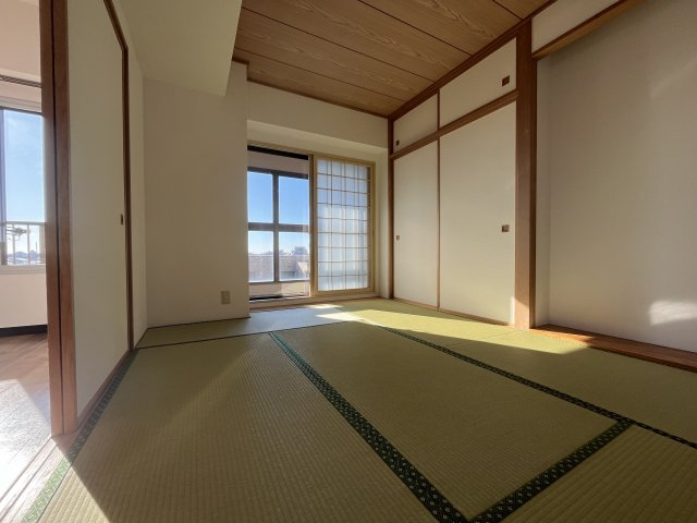 芦野マンションの和室