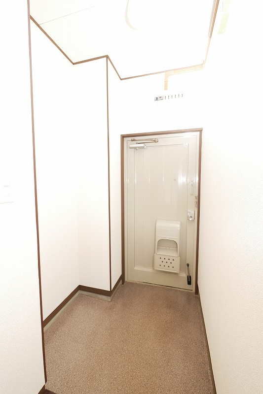 真藤ビルの居間・リビング|真藤ビル202号